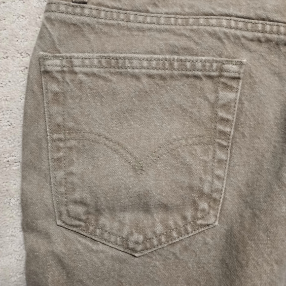 Vintage Levi's 550 Relaxed Fit Straight Leg Olive Green Jeans Mens Sz 36×30 USA - Picture 10 of 14